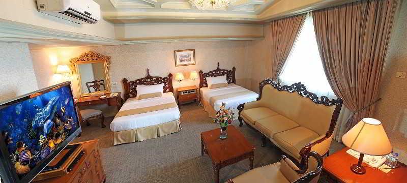 Networld Hotel Spa And Casino Пасай Екстериор снимка
