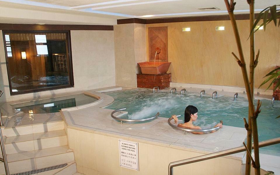 Networld Hotel Spa And Casino Пасай Екстериор снимка