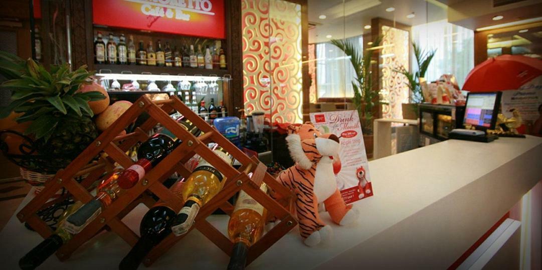 Networld Hotel Spa And Casino Пасай Екстериор снимка